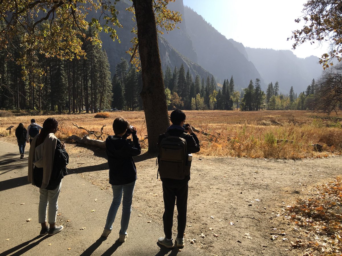 GeogDeptCC's tweet photo. From the agricultural landscape of Central Valley to the dizzying granite faces of Yosemite. What a place!! https://t.co/eKFWbaRBQg