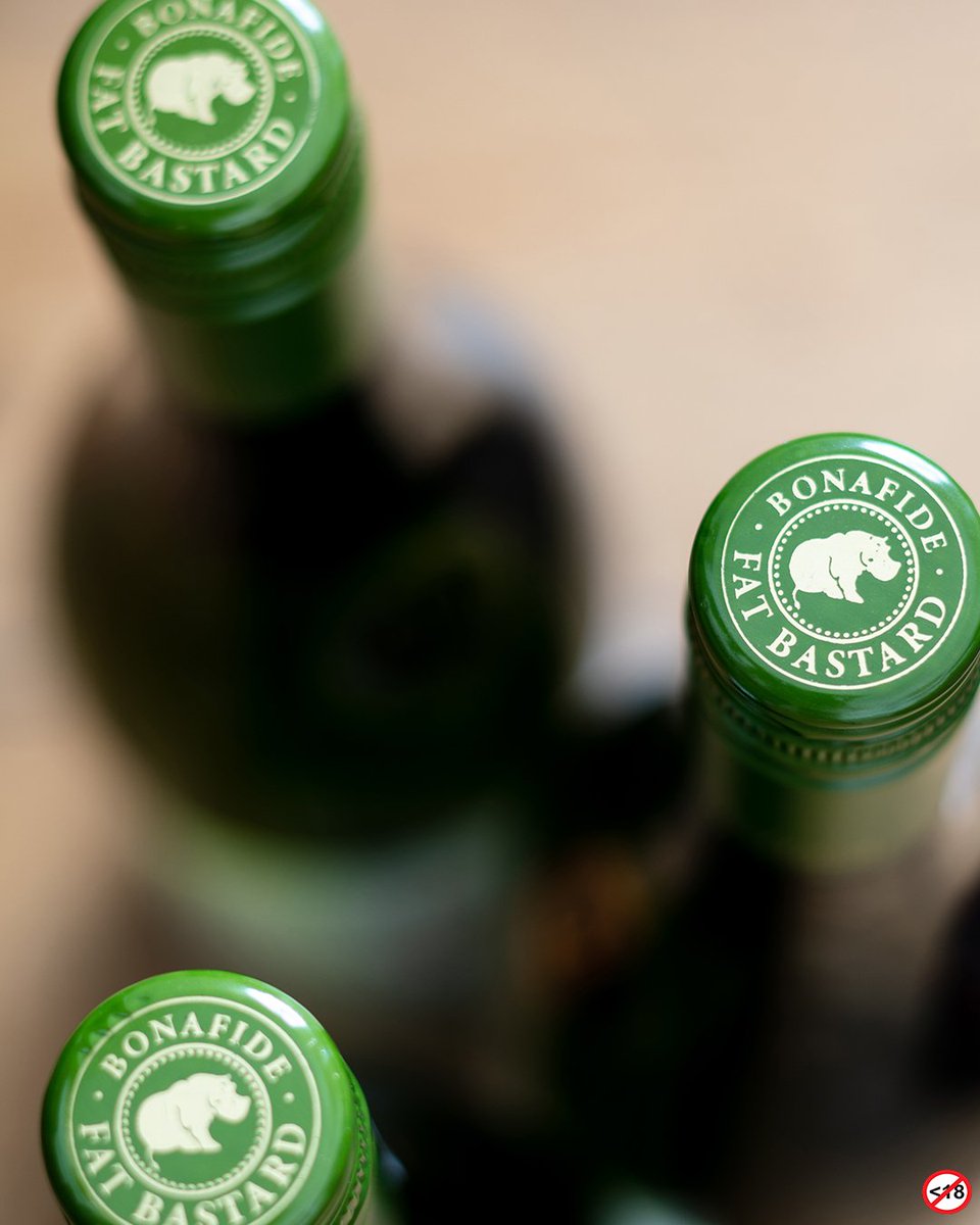 FATbastardSA's tweet photo. Go LARGE this summer with my most awarded Fb wine!
Tell me in the comments below which Fb wine this is, and you could WIN a case to share this summer. #LiveLarge https://t.co/tths6GS04V