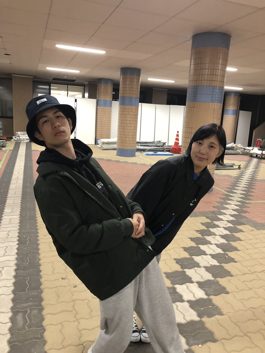 MaffickSasebo's tweet photo. 最後にMCの紹介をします！
明るく元気なさきさんと
いつもみんなを笑わせてくれるなおひろさんの2人です👫
ダンスだけでなくMCも是非お楽しみください！ https://t.co/N1mWhHWb4E