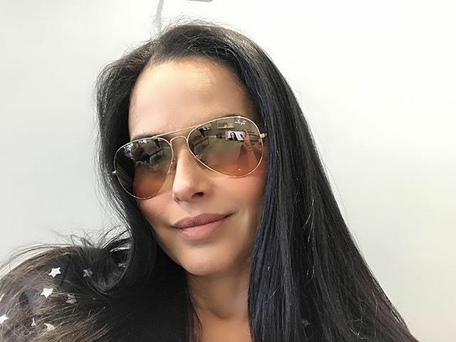 CarinesMoncada's tweet photo. .
Feliz y agradecida con Dios! 🍊🥭
#TeamCarinesAlejandra
#PrincesaDeDios #ConElTodo 🙏🏻 https://t.co/4V4B1IX7vW https://t.co/q46CZxVdbZ
