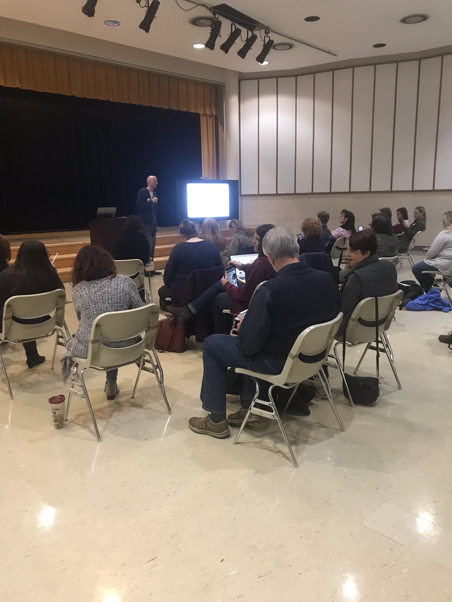 mercyiwizards's tweet photo. We got @Apple in the house! Learning about the iPad... 😎 #MHTT19 https://t.co/a1Ci72HY3x