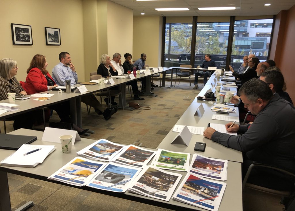 hamiltonchamber's tweet photo. This morning we teamed up with @WorkforcePHam to host a focus group with some of our Chamber members on the topic of in-demand skilled trades - what’s working, what’s not, and feedback on the current apprenticeship system. Thanks to those who participated &amp; shared experiences. https://t.co/YwrzP2yAc9