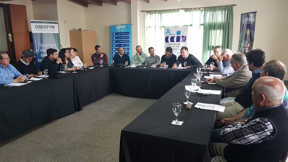 pba_ADIMRA's tweet photo. @ADIMRA_provBSAS Presente en una nueva jornada del #GrupoRegionalEmpresario 👈Conectando #parques y #puertos🌊⛵️🏭 @2004Abin @puertoquequen @puertomdpok #Caproq @PIMDQ #ParqueIndustrialtandil #CamaradeComercioeIndustriadeBalcarce #CIMSBA https://t.co/8ARCWfMSuI