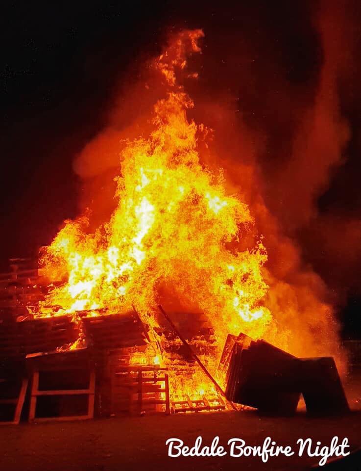 Bedale gets very busy on Bonfire night, we cone off a section for disabled parking, the town car parks are open and BASA car park. You have the usual town bays and side street parking. Maybe park a little out of town and walk in? Please whatever you do be mindful of others 🚙