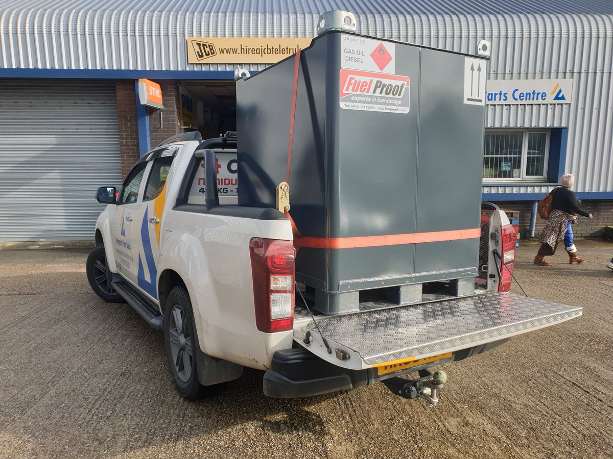WESTPOINT01209's tweet photo. We're going large again, @WESTPOINT01209 setting off to deliver a @FuelProofLtd 900L Fuel Cube to local customer. 
These tanks are of excellent build quality and offer a variety of fuel storage solutions for bulk, waste, water, towable &amp; aviation. For information - 01209 808496. https://t.co/cMQeQ3B1iC