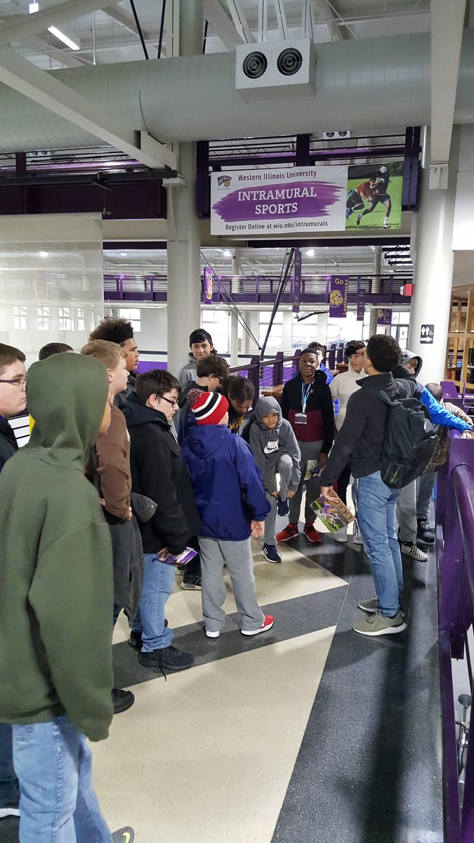 CCarpenter84's tweet photo. Tour with Derek!  Saw Rec and Lecture Halls!
#wearelombard #galesburg205 #wiu https://t.co/9ix00QqUrn