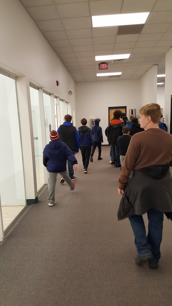 CCarpenter84's tweet photo. Tour with Derek!  Saw Rec and Lecture Halls!
#wearelombard #galesburg205 #wiu https://t.co/9ix00QqUrn