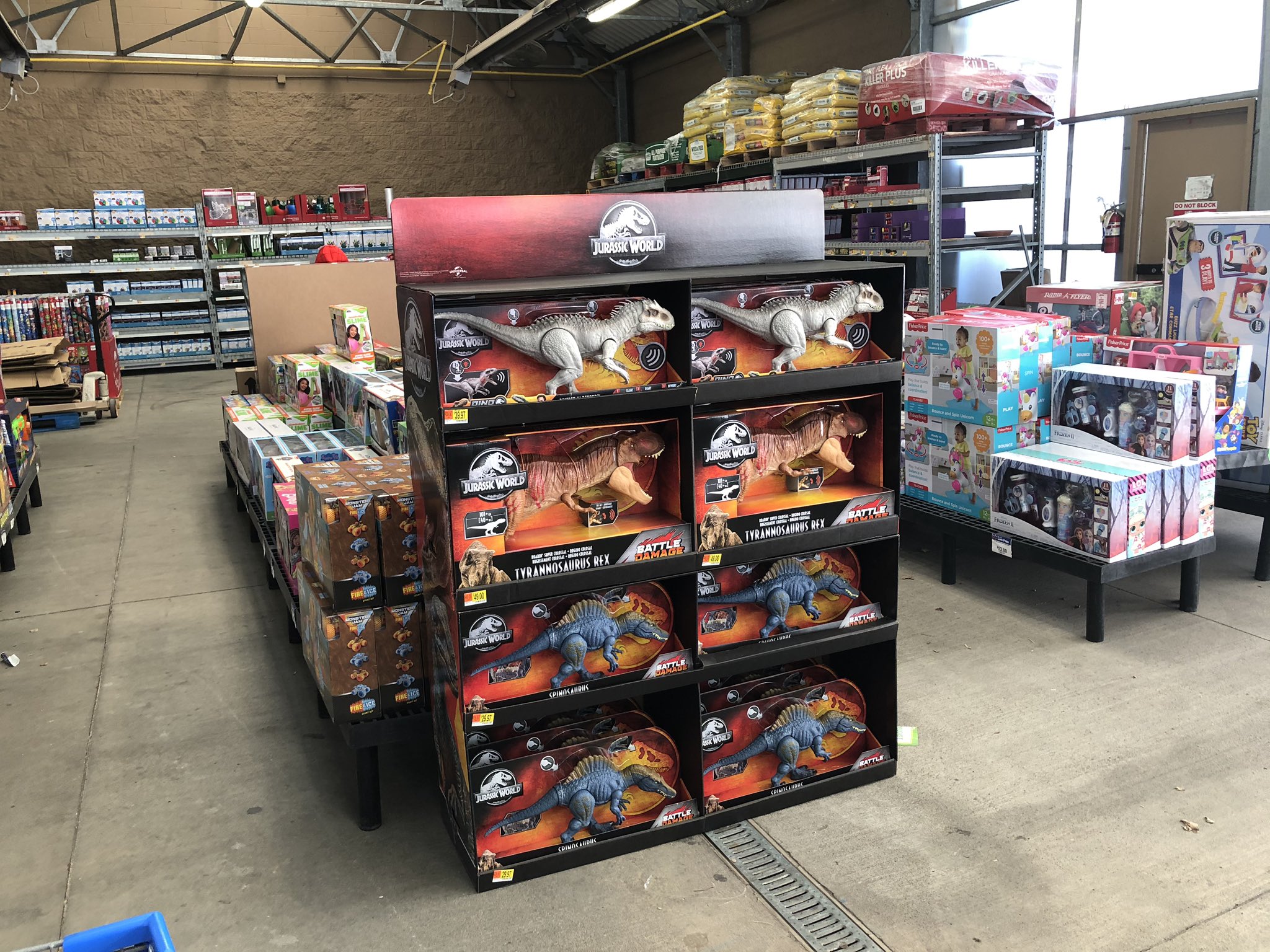 walmart battle damage spinosaurus