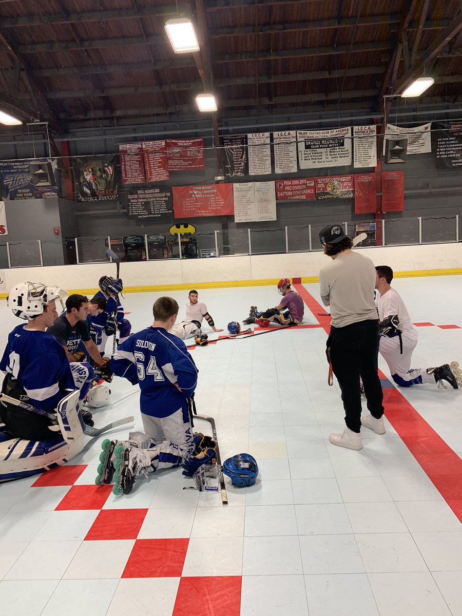 YURollerHockey's tweet photo. The boys were out late last night- not in costumes but in skates- getting ready for our big opener this weekend! Thanks to @iscahockey for hosting and guest assistant coach Wolf for giving us some pointers #TheBeesAreBack https://t.co/22dKpKUlfc