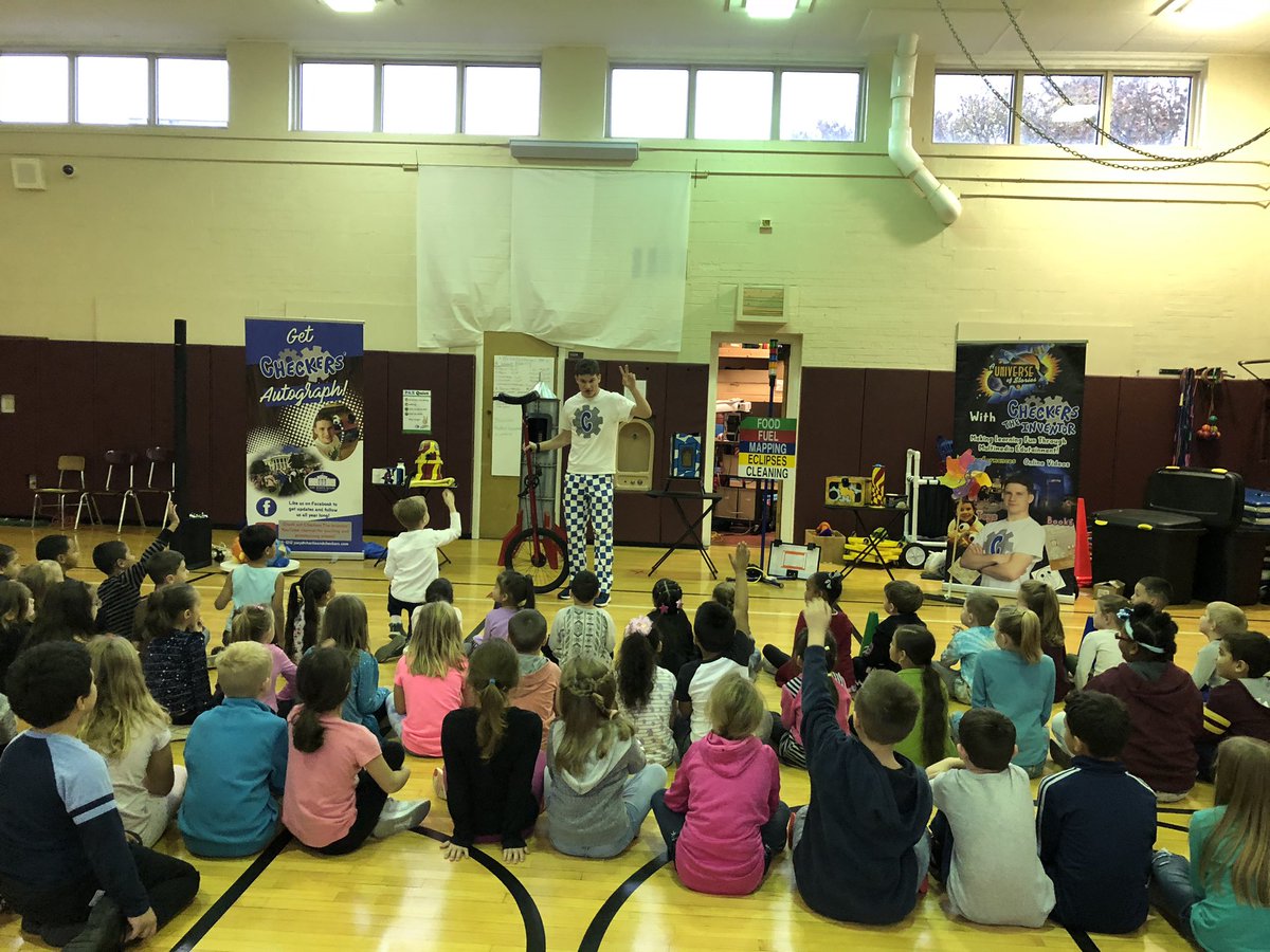 DunkirkSchool4's tweet photo. PBIS Assembly with Checkers the Inventor!!!  #stemblockrocks https://t.co/szLRMpYwB5
