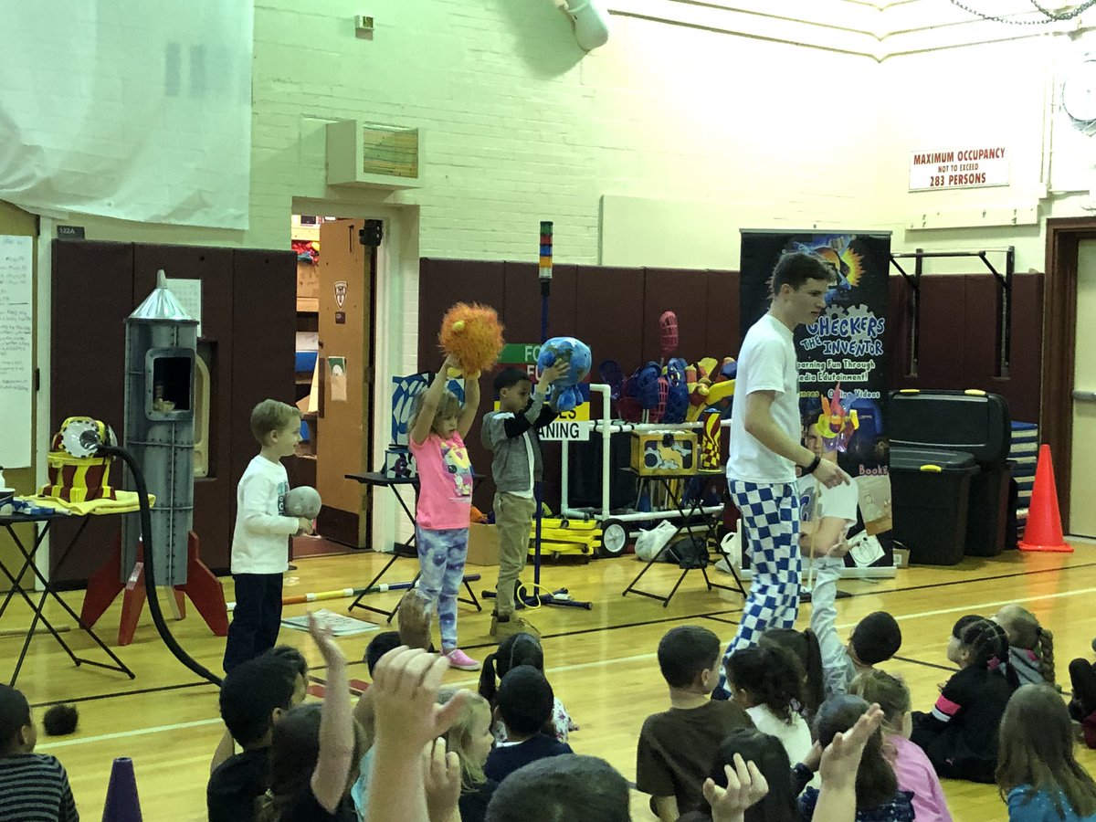 DunkirkSchool4's tweet photo. PBIS Assembly with Checkers the Inventor!!!  #stemblockrocks https://t.co/szLRMpYwB5