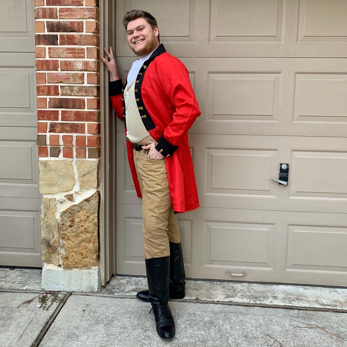 HistoricalHC's tweet photo. It’s only 3rd period and I’ve been called a Lobster over 100 times already! #RedCoatLife #USHistory @HumbleISD_WLMS @HumbleISD https://t.co/F5sFzRBzGX