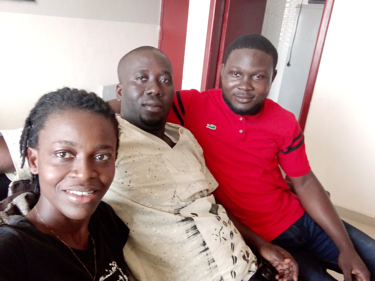 FolySatchivi's tweet photo. Ensemble avec Didier AMANI du Mvt @TLPCI et Yvonne TOBA porte-parole du Mvt Citoyen @NOVOXCi avec lesquels j'ai eu un échange très fructueux.

J'ai également saisi cette occasion pour présenter mes excuses à Didier AMANI qui avait été injustement interdit d'accès au #Togo. https://t.co/ZhzxnnMXby