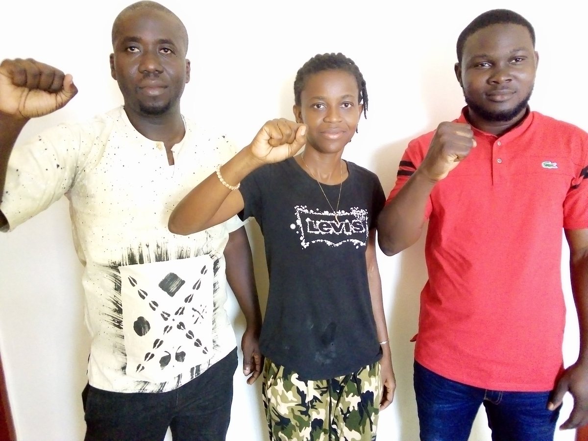 FolySatchivi's tweet photo. Ensemble avec Didier AMANI du Mvt @TLPCI et Yvonne TOBA porte-parole du Mvt Citoyen @NOVOXCi avec lesquels j'ai eu un échange très fructueux.

J'ai également saisi cette occasion pour présenter mes excuses à Didier AMANI qui avait été injustement interdit d'accès au #Togo. https://t.co/ZhzxnnMXby
