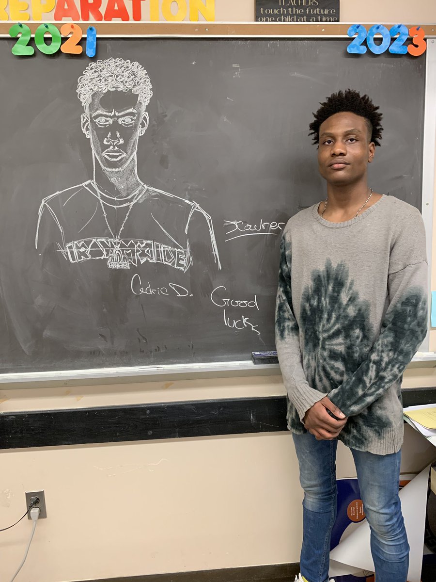 whsnovanews's tweet photo. Another day another drawing from Cedric of Xavier #GoNovans https://t.co/YwKL6lba3x
