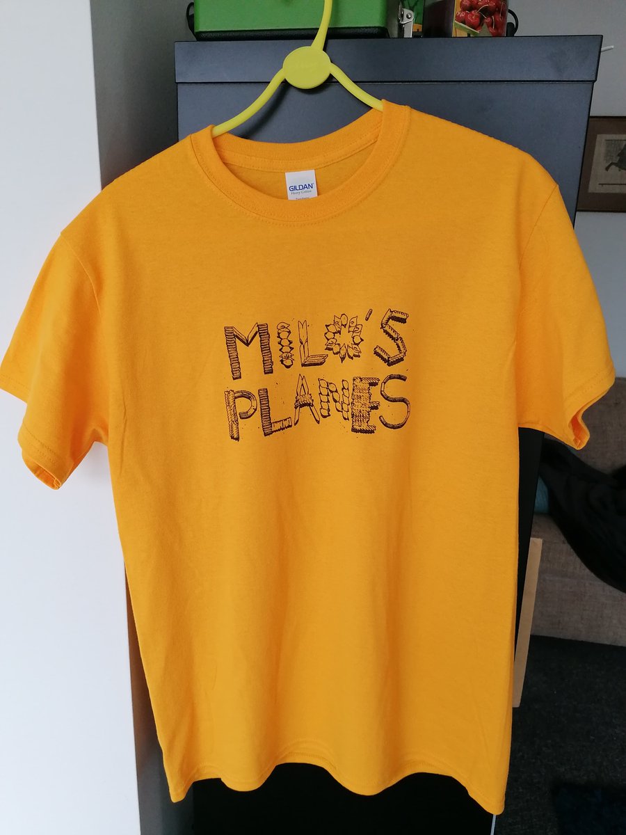 SLONKSLONKSLONK's tweet photo. Thanks to everyone who came last night!!

My band @MilosPlanes have put out some t shirts - v limited stock - check em out here:

https://t.co/QqH55xRJe8 https://t.co/65IhZjSdoV