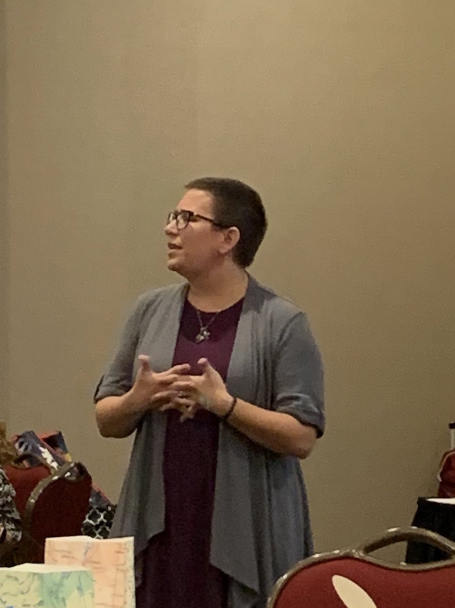 Angbarrons28B's tweet photo. @insearchofbees challenging FL literacy coaches to focus our mindset on equity. ❤️👏🏻 https://t.co/hGSc50EENl