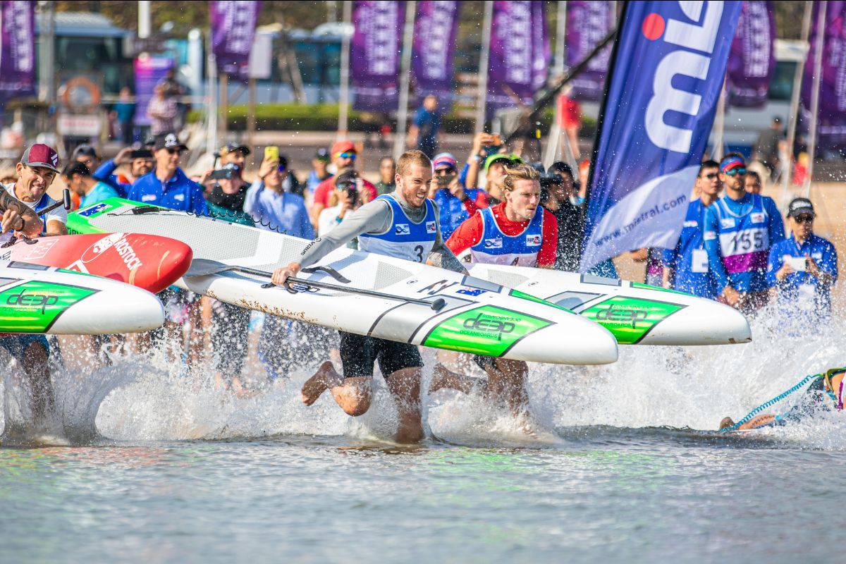 PaddleWorldmag's tweet photo. The International Canoe Federation’s first SUP world championships finished with record viewing figures, record country and athlete numbers and record-breaking times after three days competition in Qingdao in China. #ICFSup #standuppaddle #supworldmag #worldchampionships https://t.co/RFiPkohajv