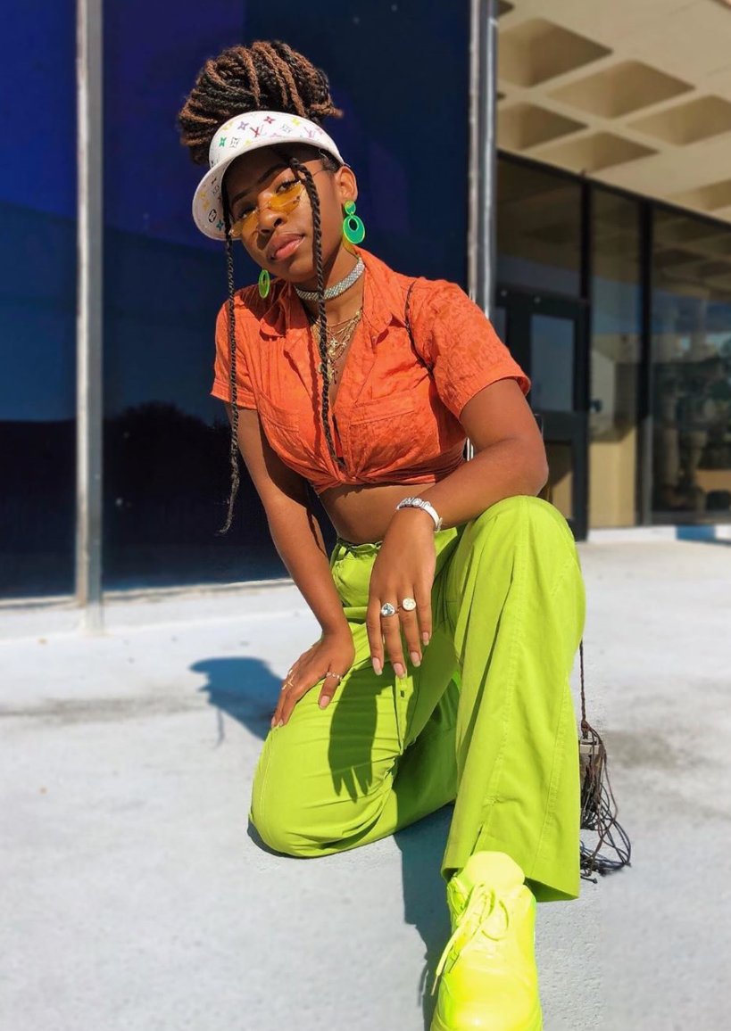 GoodwillBigBend's tweet image. It's the best time to shop fall essentials - game day outfits! Whether you're sitting on the 50-yard line or gathering around the TV, you can show your team spirit by shopping at your local Goodwill. 🏈 #TeamGoodwill #BringGoodHome #FAMU #FSU 📸 @jordannjust