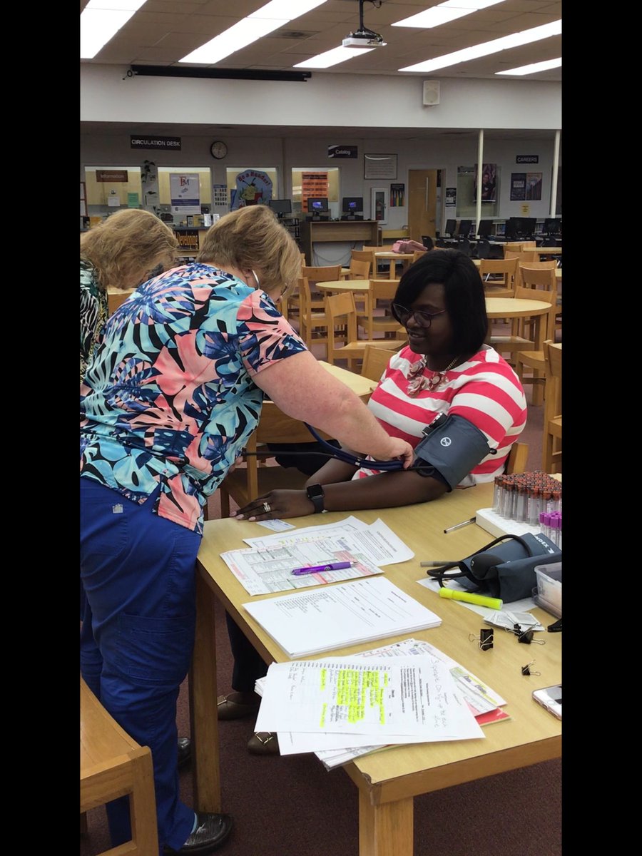 MarlboroCSD's tweet photo. MCSD employees taking advantage of the preventive health screenings and flu vaccines offered throughout the district. #345Marlboro #KeepingUsHealthy #HealthyRoleModels #PreventTheFlu https://t.co/bAiHTWT6to
