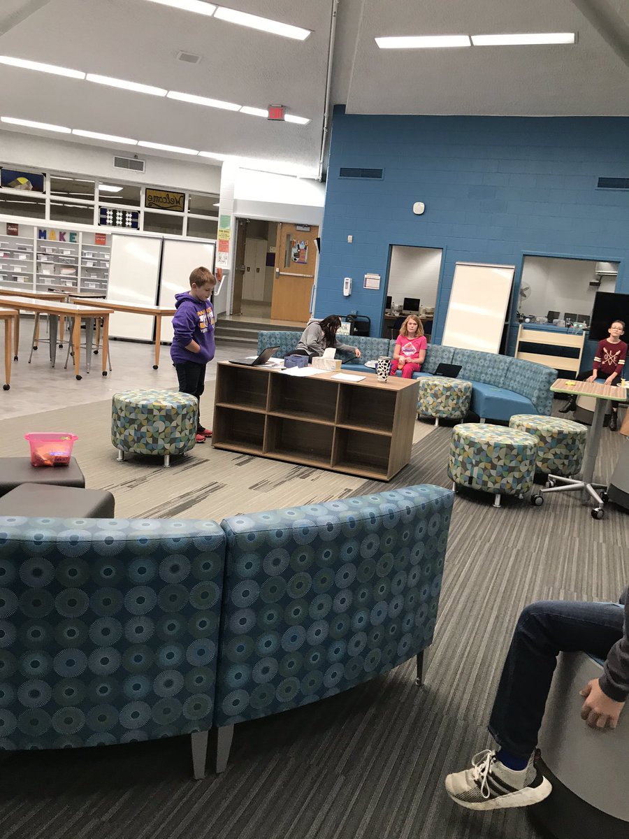 MrsMuczynski's tweet photo. We had a GREAT turnout for our first Open Mic Lunch! Lots of students begging to read their writing pieces to their peers! ❤️ #wearemaumee #owp https://t.co/lrjPcMJOPs