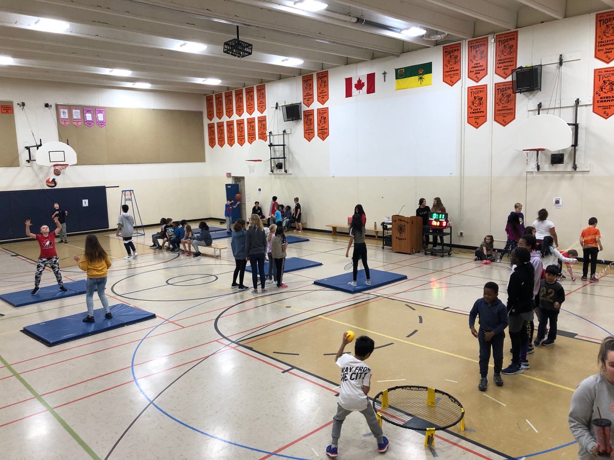 Sttheresa_rcsd's tweet photo. Record Breaking Day is underway. “Commit to be Fit”! @RCSD_No81 #burnoffthecandy https://t.co/HIRXCQuEIX