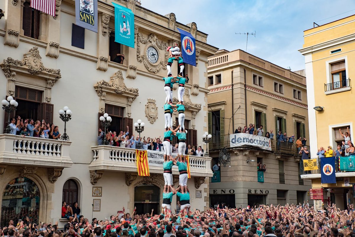 Verds's tweet image. Avui ho hem descarregat TOT!

#castellers #somelpeu