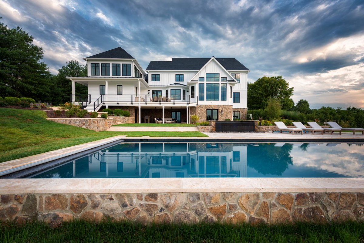 Colao_Stone's tweet photo. Farmhouse Modern - Luxury Outdoor Living in Waterford, VA by Colao &amp; Peter
#modernfarmhouse #luxuryliving #luxurypools #luxuryoutdoorliving #waterford #waterfordva #virginia #custompool #custompooldesign #luxurypoolbuider #design #luxury #luxurylifestyle #landscape https://t.co/Bz0xAsEyVX
