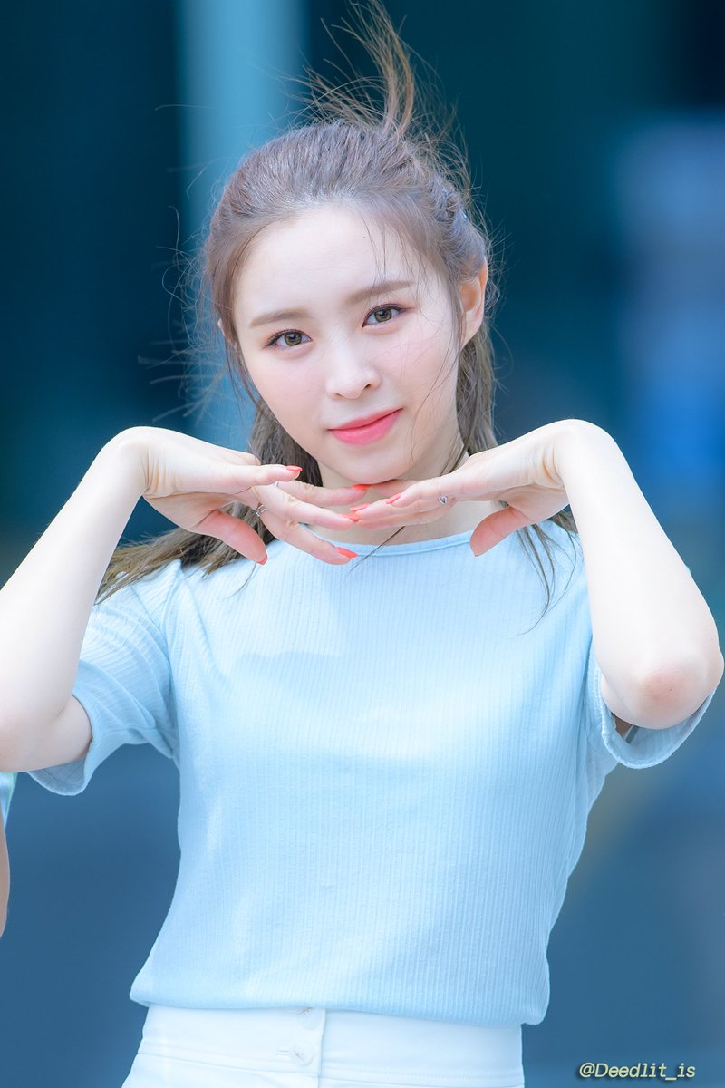 Deedlit_is's tweet photo. HAPPY BIRTHDAY ELKIE🎂
Hope you have a special day‼

#HappyElkieDay
#CLC #씨엘씨 (@CUBECLC) 
#엘키 #Elkie #莊錠欣 #エルキ https://t.co/RiWZiQZnZB