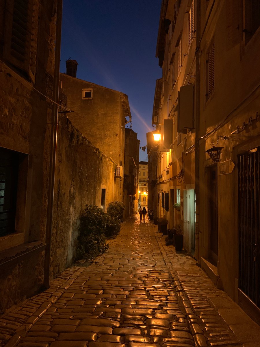 Istria's tweet photo. @Rovinj end of October https://t.co/j1BbaoXn67