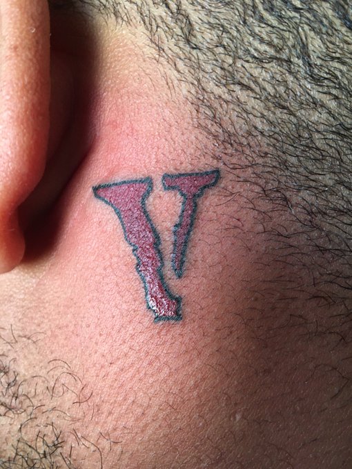 My first ever tattoo lol @VLONE 🚫🧢 https://t.co/6puTaIR2aj<a class="tags" target="_blank" title="On Twitter" href="/?out=eyJ0eXAiOiJKV1QiLCJhbGciOiJIUzUxMiJ9.eyJpYXQiOjE3MjYxMTA2MzgsImlzcyI6InR3cG9ybnN0YXJzLmNvbSIsIm5iZiI6MTcyNjExMDYzOCwiZXhwIjoxNzU3NjQ2NjM4LCJyZWRpcmVjdF91cmwiOiJodHRwczovL3R3aXR0ZXIuY29tL1ZMT05FIn0.9Q3mqfn8Q0R6HDDHkLdwpDBkR07XG-q2ya1pjjSKot5WL3e7-Oe_Dhun1n7aD6nuNSG4J1UAFAdcRQwLVTl8JA">@VLONE</a><a href="/tag/tweetavideothatyoucantexplain"class="tags"><span>#tweetavideothatyoucantexplain</span></a>