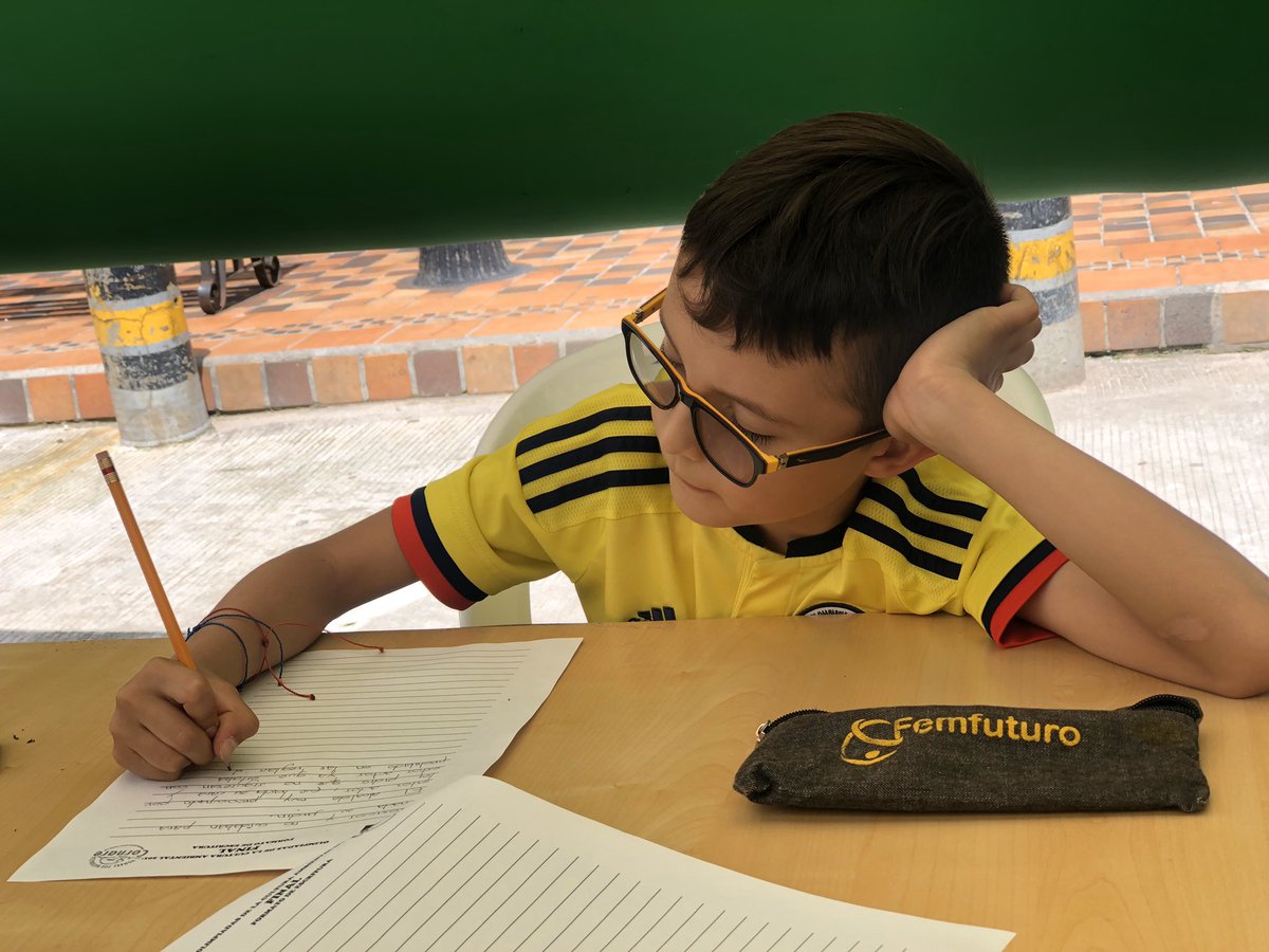 cornare's tweet photo. Escritura y dibujo son 2 de las categorías que a esta hora compiten en la gran final de las #OlimpiadasDeLaCulturaAmbiental en @alcaldiagranada https://t.co/PyB6sxvrHz