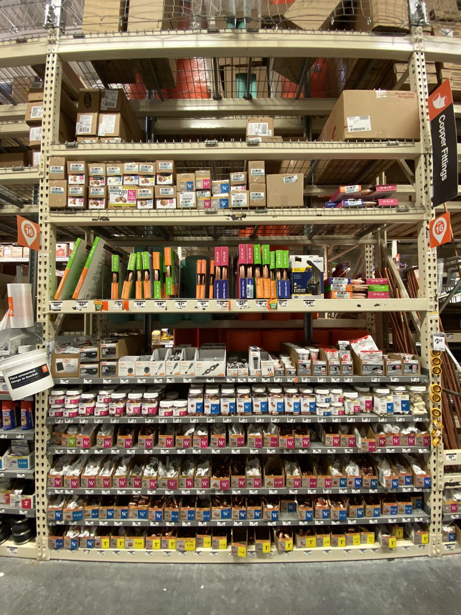 THD_Nick's tweet image. D91 Quarterly Training with some amazing salaried leaders! @jermeybotkin leading the way on driving #instock and #shelfavailability #KEEPitSimple #packDOWNsalesUP @AccAreta @lbrucewillson #shelfie #Q4Shelfie