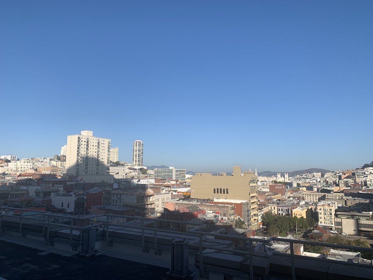 LCSTheThIIIrd's tweet image. View from Aragon Research SF branch! #VisualResearch