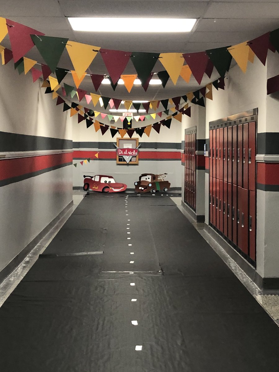 MexHighStuCo's tweet photo. If you didn’t get to see all the decorations take a look! @MexicoMoHS We are “Animating the World with Leadership” today. https://t.co/4D48alet3O