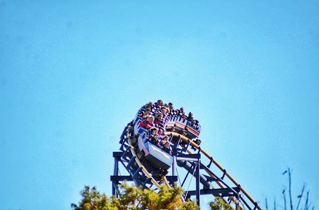 zeebardbaird's tweet photo. Me? Posting a photo with a train? With people in it?
#vortex #steelvortex #kivortex #arrowdynamics #legacyofarrow #rollercoaster #kingsisland #kibestday #kibestjob #cedarfair #amusementpark #ohio #ohioisforcoasters #warrencounty #ohioslargestplayground #… https://t.co/MbcxQ8VDbf https://t.co/oXkAbh8YEF