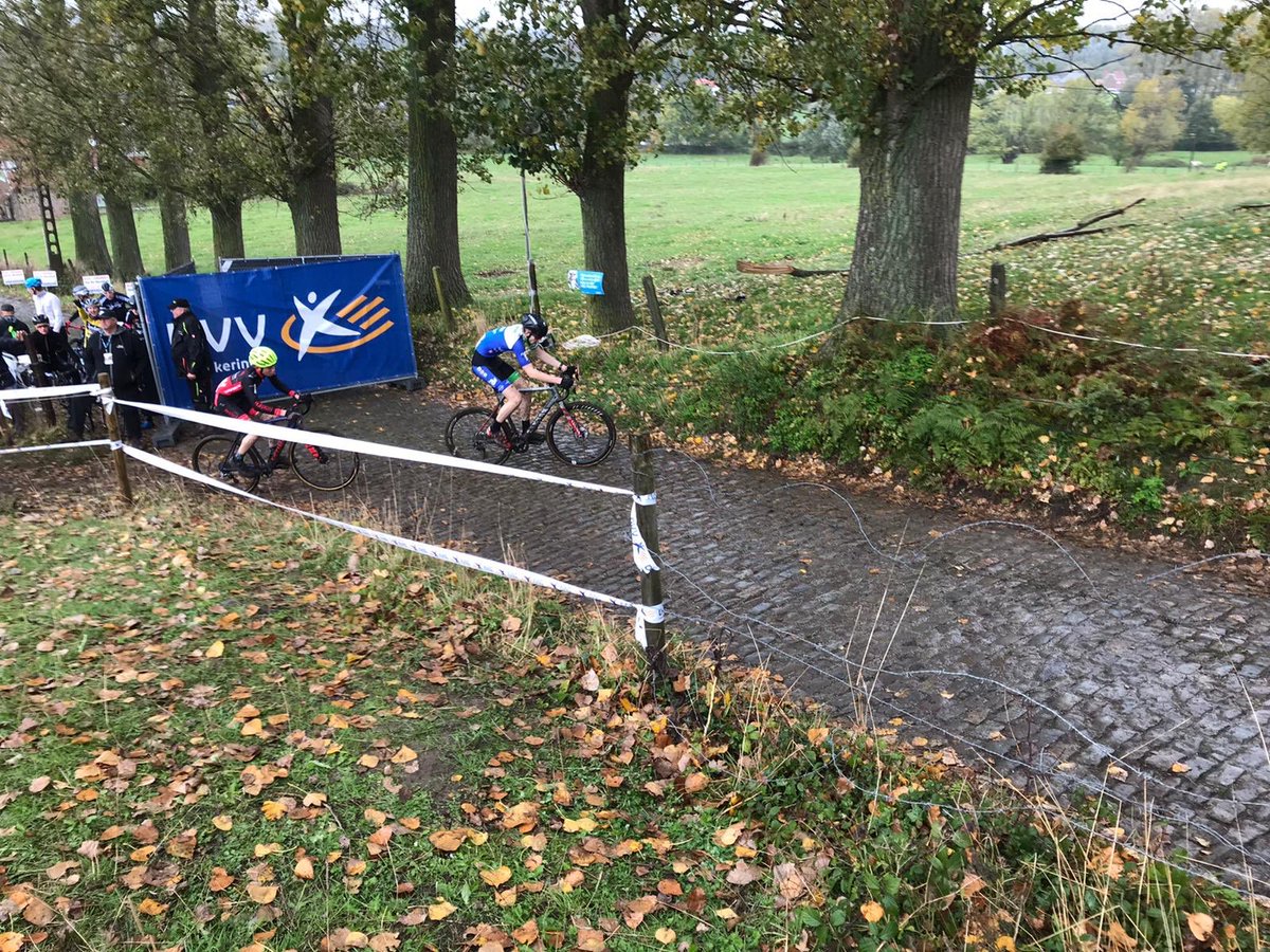 Well done to <a href="/BanjoCXDevTeam/">Banjo Cycles CX Development Team</a> rider Jamie Gostick - after being gridded last a strong 9th place in the Koppenberg 2nd year U17 race in Belgium 🇧🇪 today