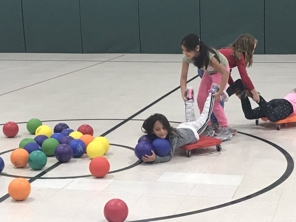 agsschool101's tweet photo. Hungry Hippo  today for our PBIS  celebration #101alag #goagsgators https://t.co/Qt8eUQIf2b