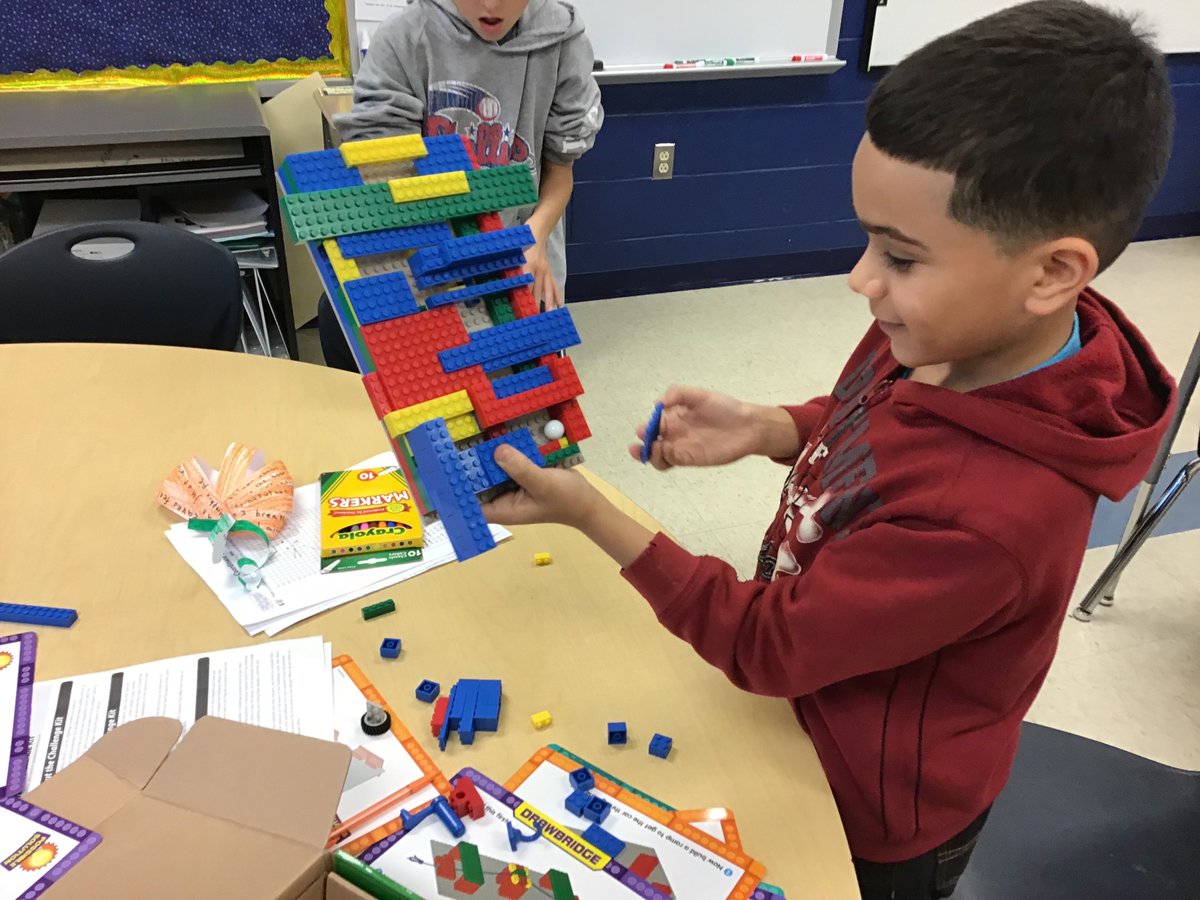Lweaver5th's tweet photo. Students LOVED showing their creativity and engineering skills with our STEM Building Brick Challenge Kits, yesterday! #ELCOtogether #iamELCO https://t.co/bJezR5NZdc