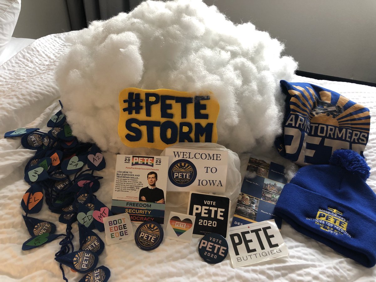 JenMasternak's tweet photo. The #petestorm has touched down in Des Moines!#BarnstormersforPete #Pete2020 https://t.co/l2Nr2FKEGu