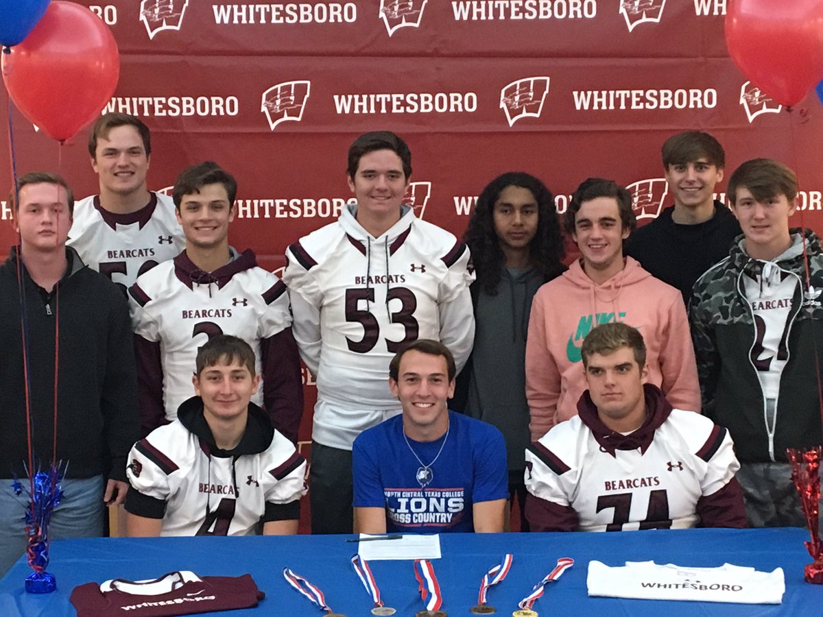 WISDBearcats's tweet photo. Congrats to @Huntercase__ for signing with @nctcathletics CC team this AM! #Family #BoroBuilding #BOROTUFF https://t.co/r9g3VjfYjt