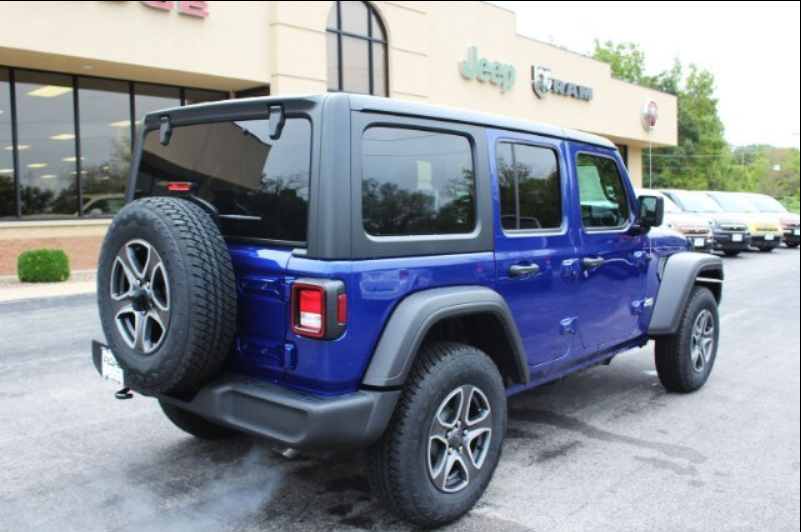 PoageChrysler's tweet photo. New 2020 Jeep Wrangler Unlimited Sport S 4x4. Poage priced at $41,570. Come in to the dealership to find out more information. Call or set up and appointment online!
Check out our full new inventory here: https://t.co/5qAjGZFBye https://t.co/JWSqjxNQYX