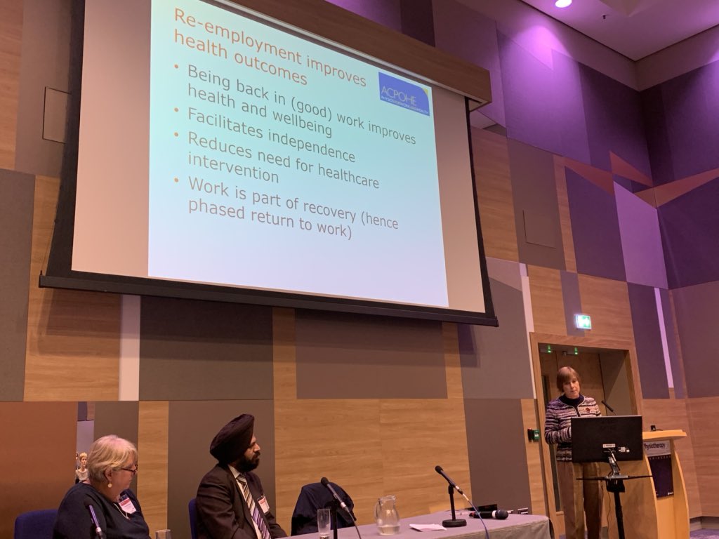 ACPOHE's tweet image. Fantastic final @ACPOHE #FitForWork session of the day by @devdeepahuja @parkercc1 @Work2Well &amp;amp; Prof Karen Walker-Bone about supporting the employee with long-term conditions 👍👏🙌 @thecsp #Physio19