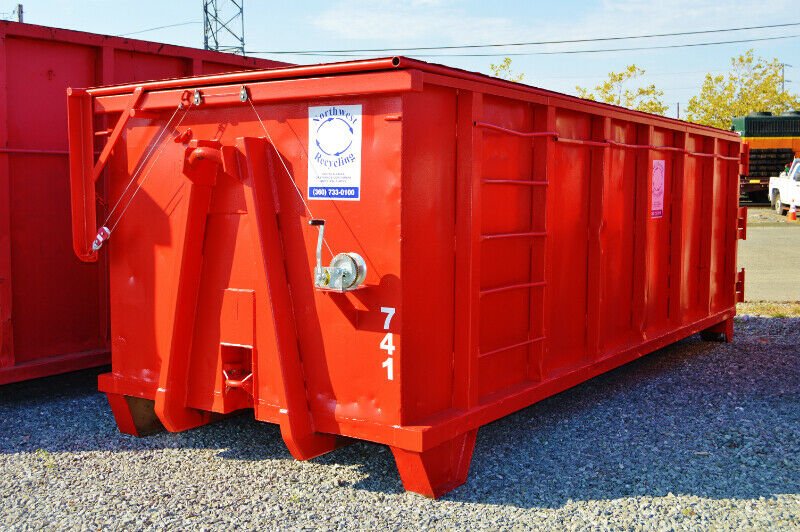 dumpyourjunk_mb's tweet photo. Call DumpYourJunkMiniBin now at (416)-890-5007 for inquiries in regards to a bin delivery in Toronto, Mississauga, Markham, Oshawa, Oakville, New Market, Ajax, Pickering, Whitby, Aurora, Caledon, Milton, Burlington, King City, Gormley, etc.!!! https://t.co/EGV5HWsexE