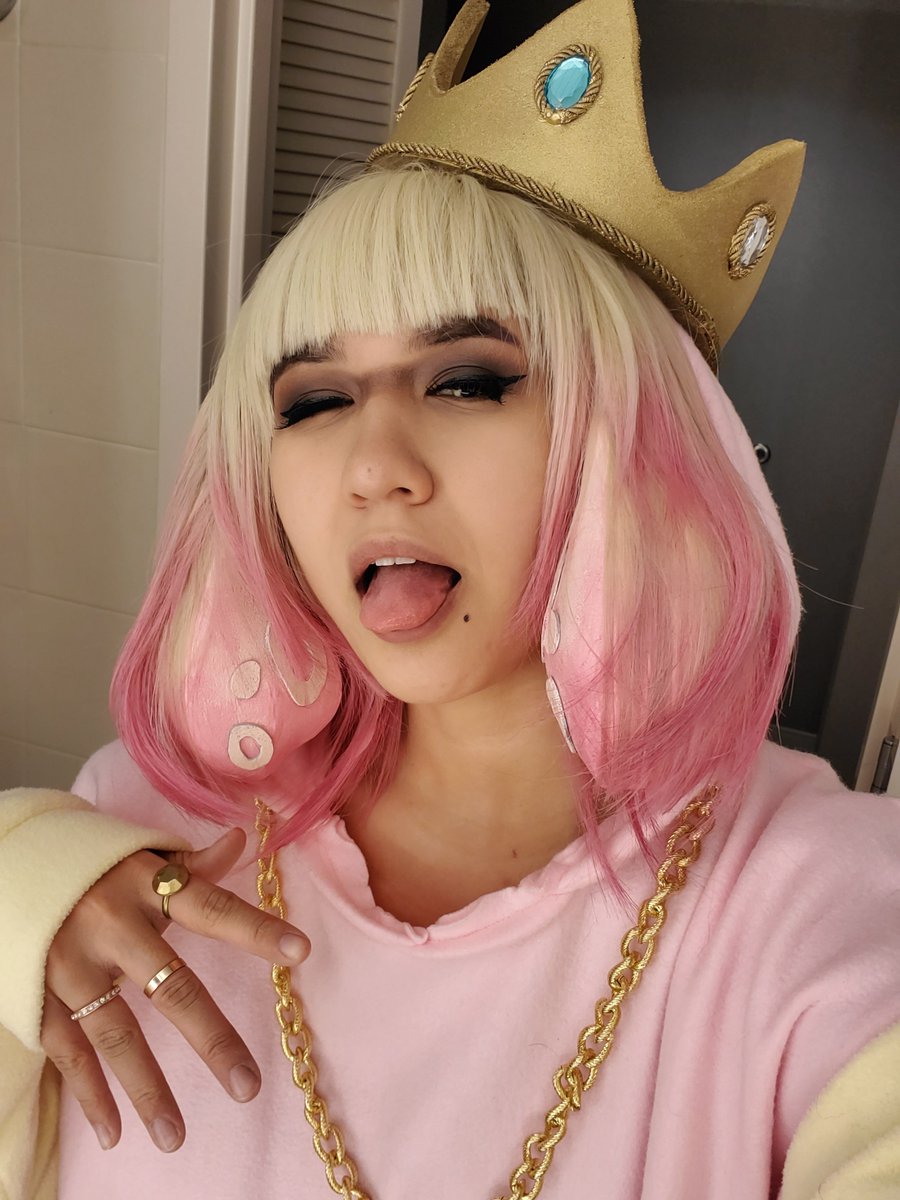 yeoboseyo's tweet photo. Don't get cooked! Stay of the Hook! #PearlCosplay #Splatoon2 #Splatoon2Cosplay https://t.co/MJ8YOekGyv