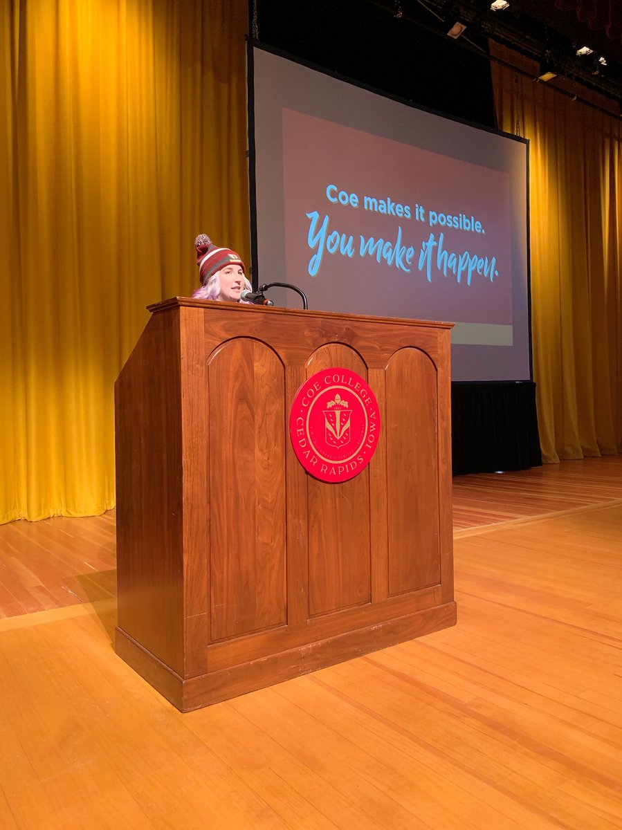 CoeCollege's tweet photo. Student Body Vice President Riley Fonck and Vice President for Enrollment Julie Staker welcome prospective Kohawks and their families. #KohawkNation #LiveLikeAKohawk https://t.co/es3GXJ00q0