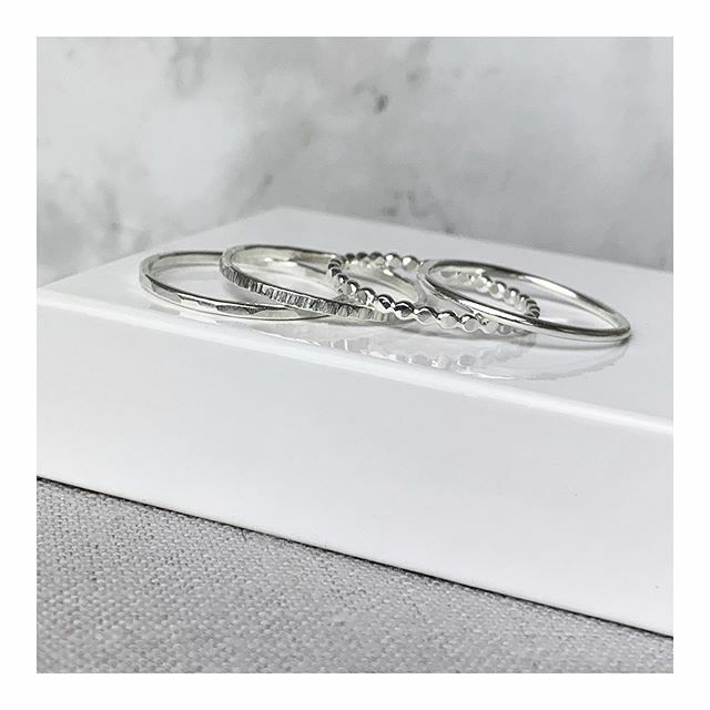 KRyanJewellery's tweet photo. This lovely set of skinny stacking rings are off to their new home today ✈️ #stackingrings #silverrings #minimalstyle https://t.co/6dinultMkl https://t.co/MHsBN3XlxC