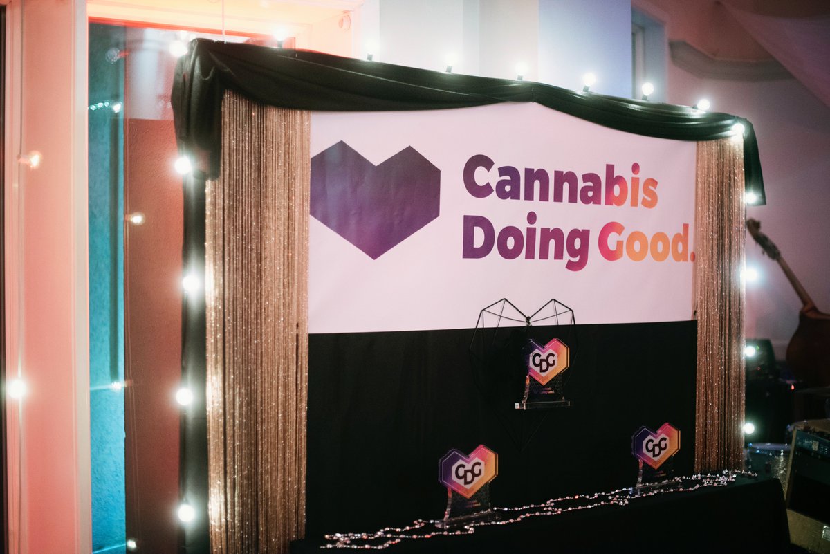 cdgawards's tweet photo. Until next year! Stay up to date on all things related to Cannabis Doing Good by following @cdgsocials. We have some other exciting events coming up. See you there! 👋🎈🌟 https://t.co/4feXn9aztw