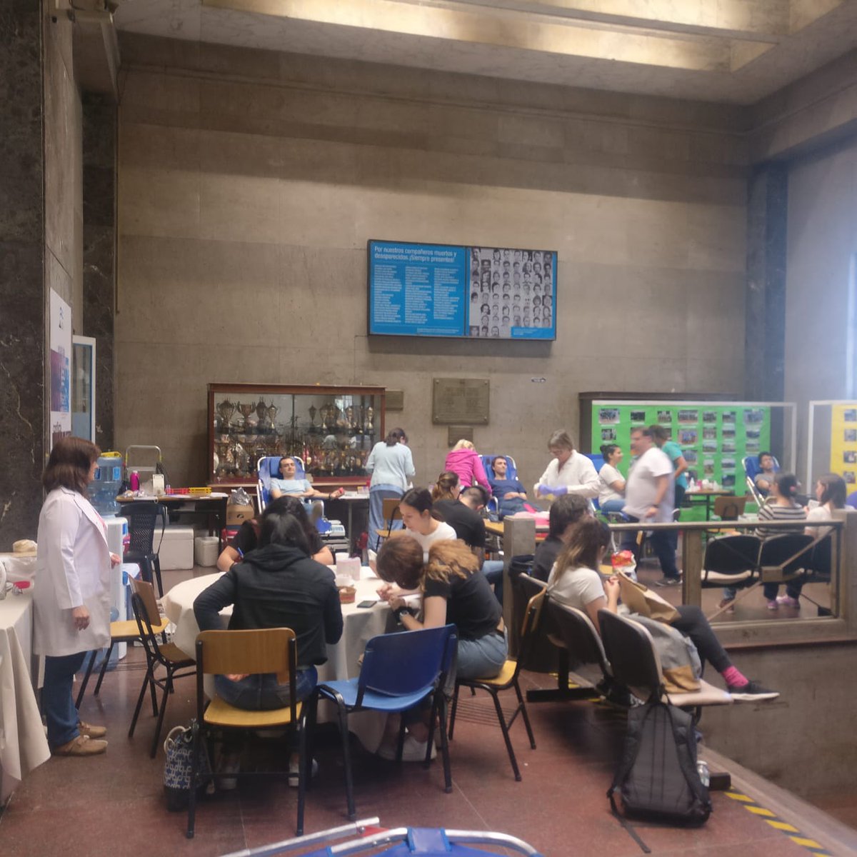 seubeuba's tweet photo. ¡Gracias a las más de 86 personas que se acercaron a #DonarSangre, ayer 31/10 en @ingenieriauba! #UBA #UBAExtensión #UBASalud https://t.co/maQ48Mqlxh