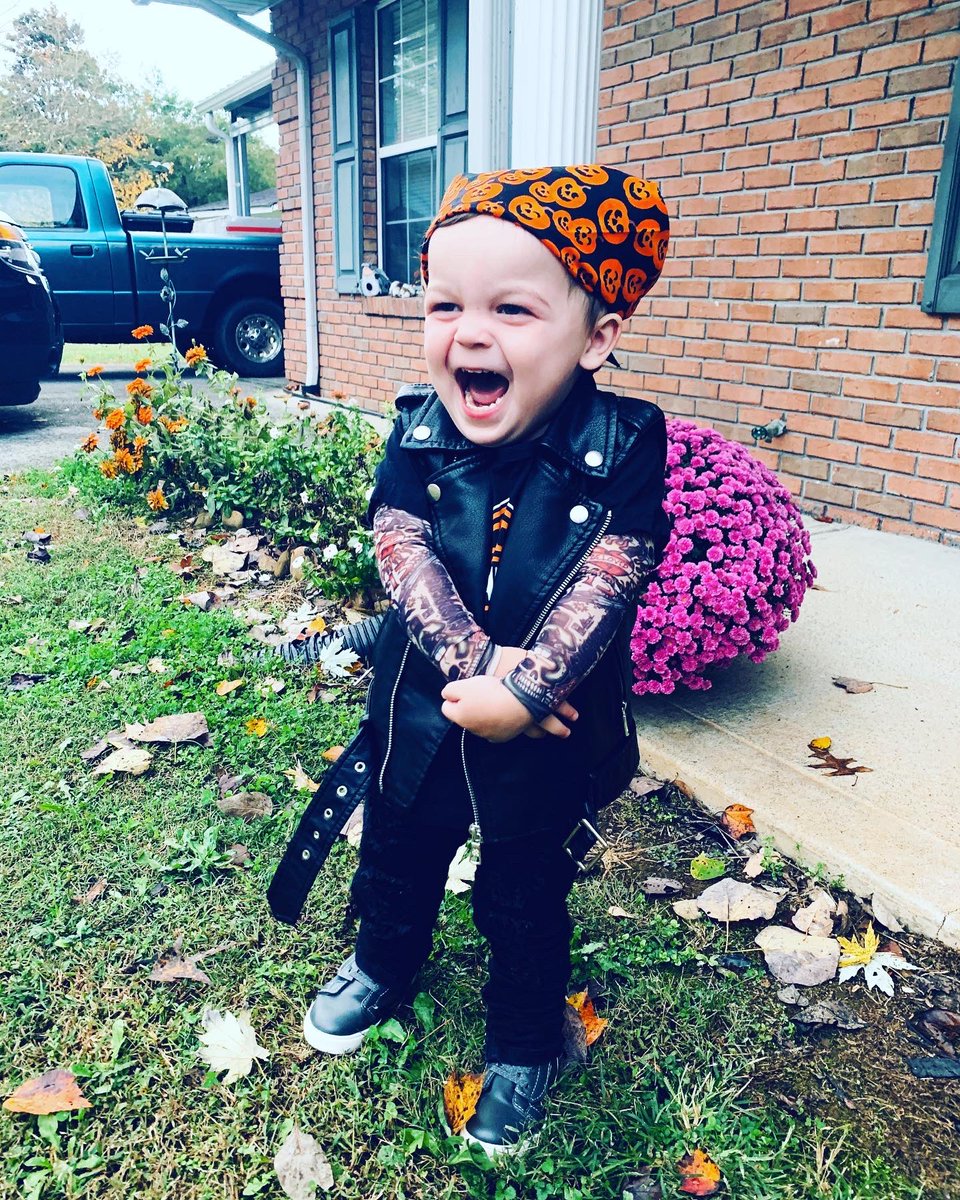 baileymwhite's tweet photo. look at him 😍😭🥰 https://t.co/Y346ri6N4l